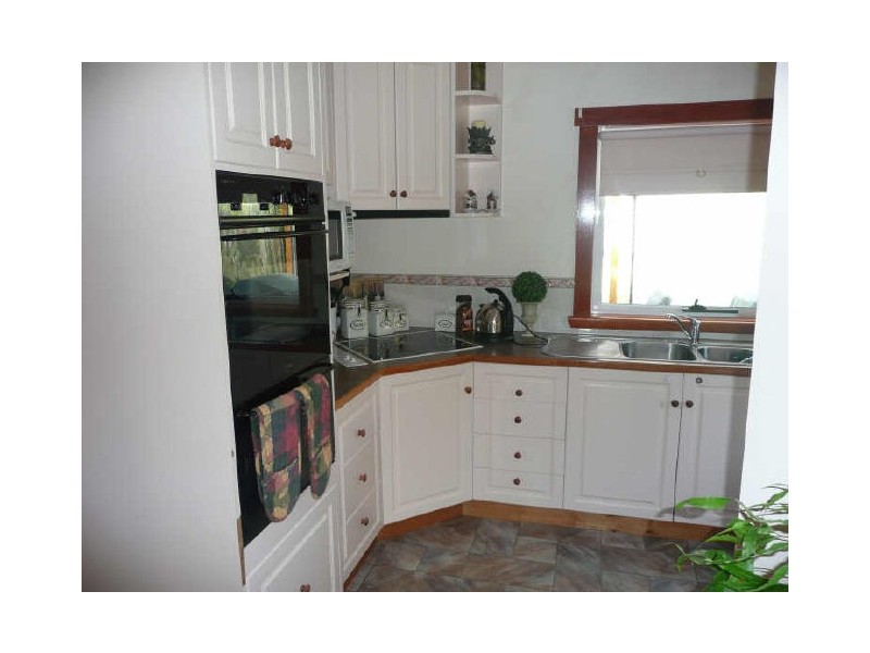 32 West Barrack Street, Deloraine TAS 7304