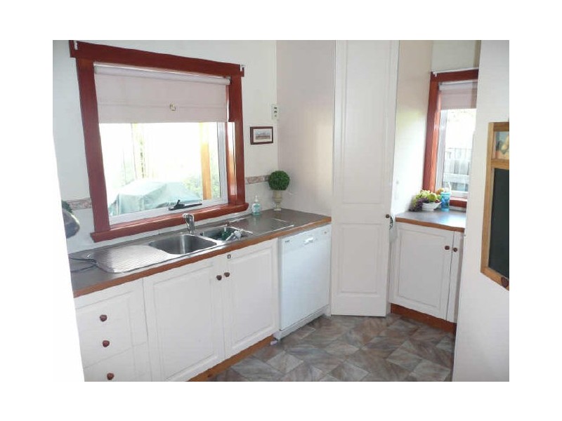 32 West Barrack Street, Deloraine TAS 7304