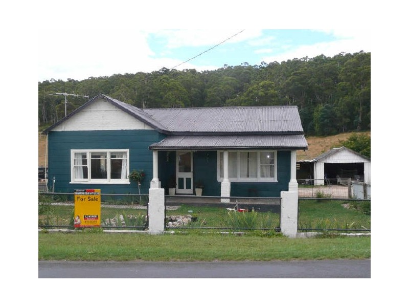 2 Pioneer Drive, Mole Creek TAS 7304