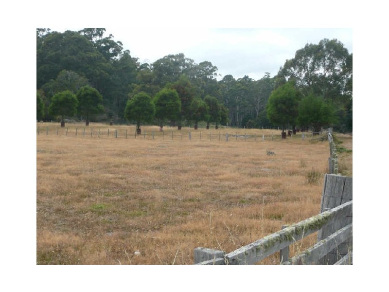 Samuel Street, Elizabeth Town TAS 7304