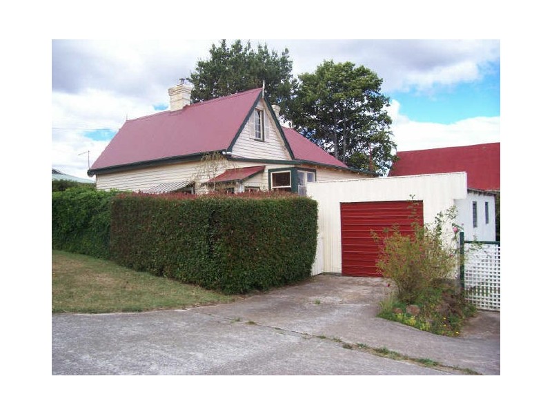32a West Goderich Street, Deloraine TAS 7304