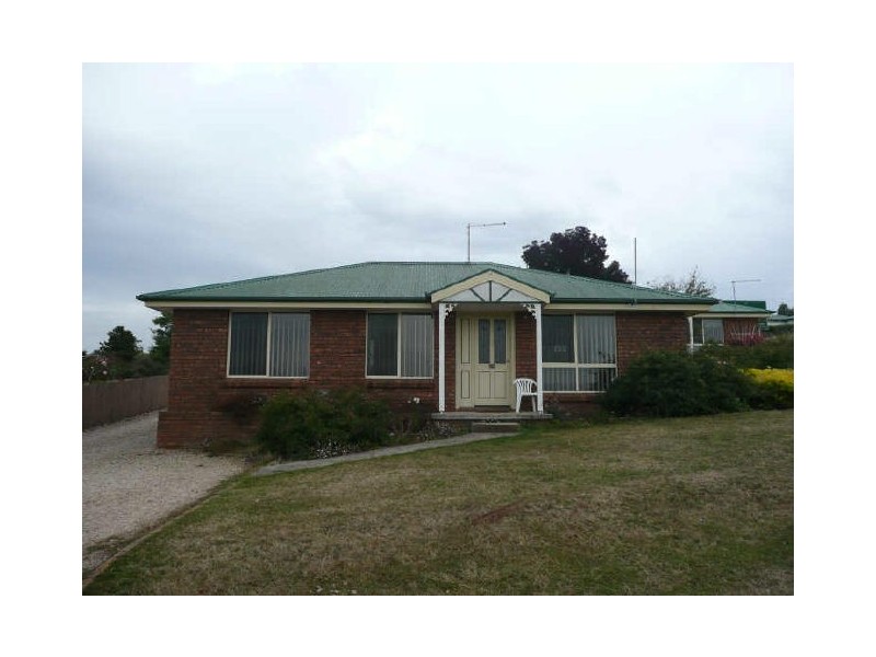 Unit 1 142 Emu Bay Road, Deloraine TAS 7304