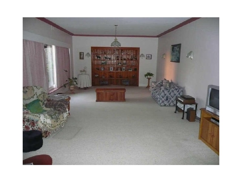 5283 Bass Highway, Deloraine TAS 7304