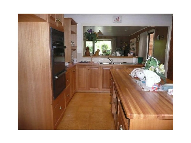 195 Emu Bay Road, Deloraine TAS 7304