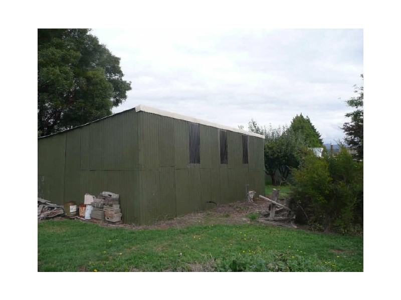 195 Emu Bay Road, Deloraine TAS 7304