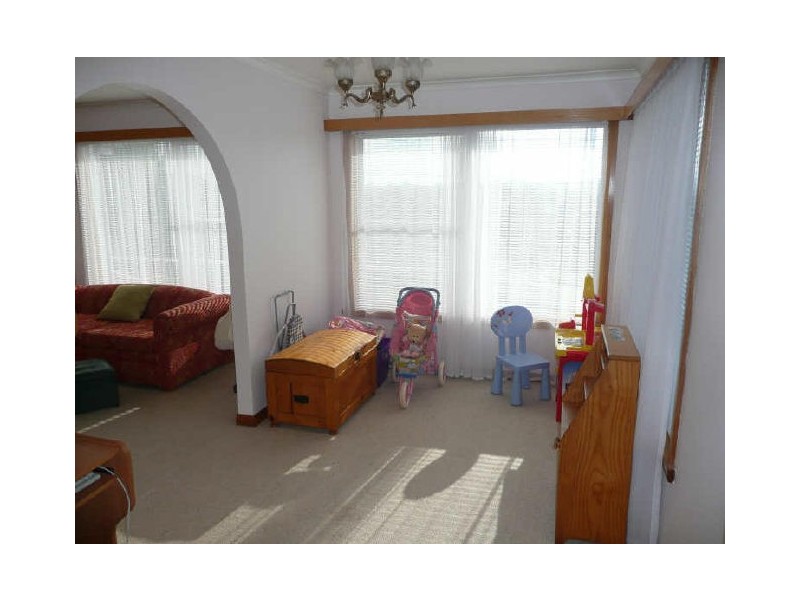 28 Gay Street, Deloraine TAS 7304