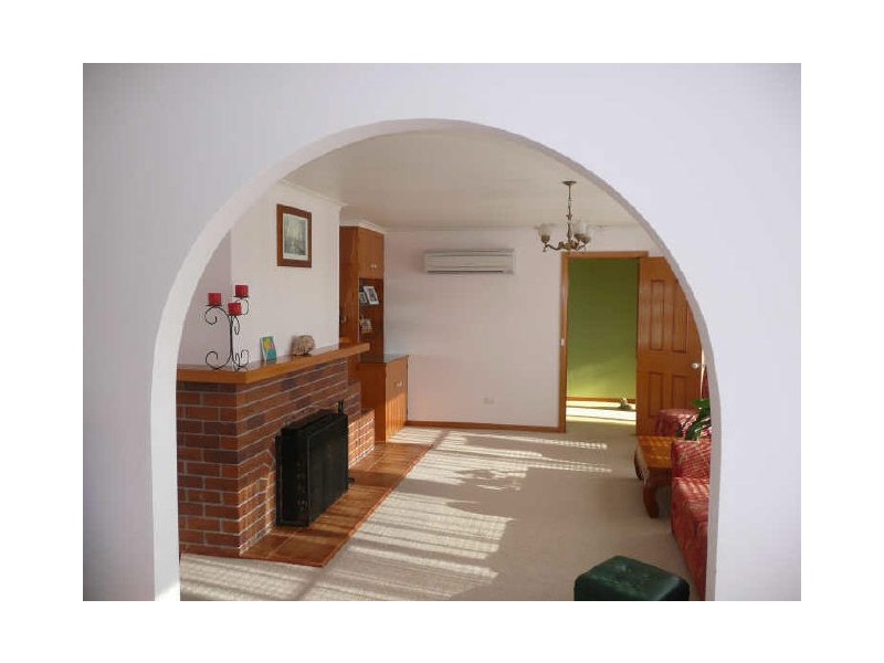 28 Gay Street, Deloraine TAS 7304