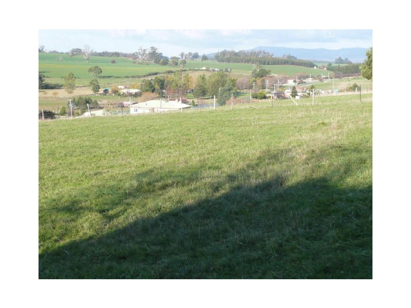 28 Gay Street, Deloraine TAS 7304