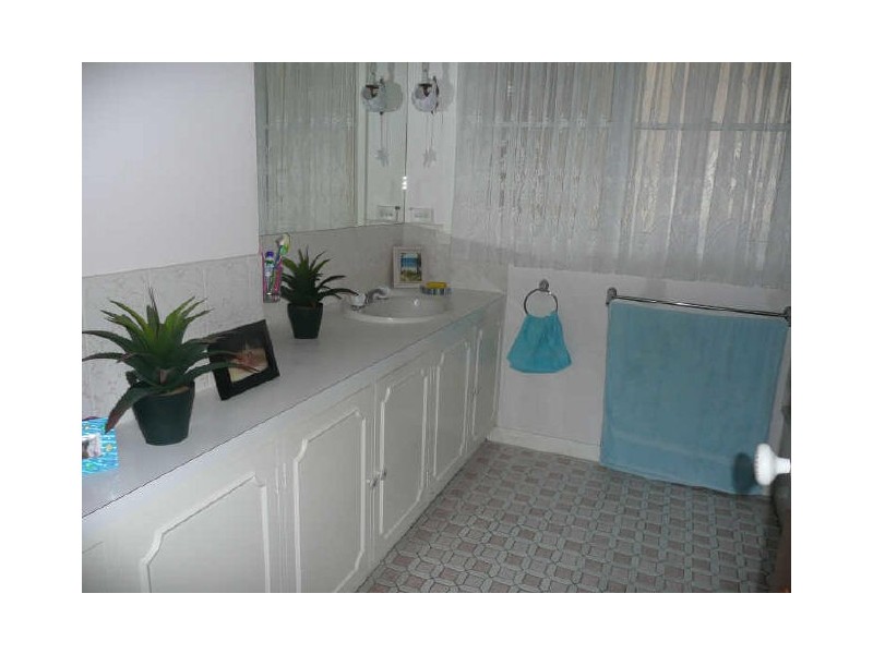 28 Gay Street, Deloraine TAS 7304