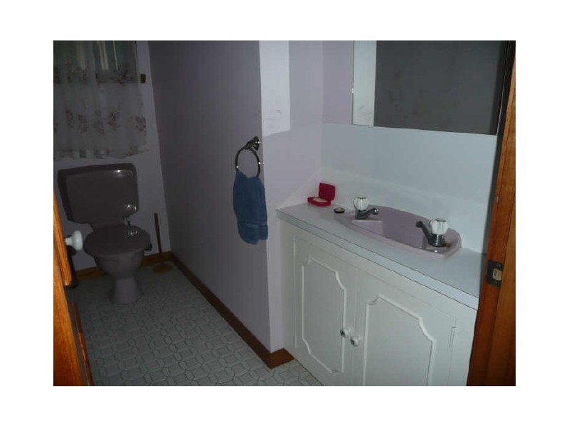 28 Gay Street, Deloraine TAS 7304