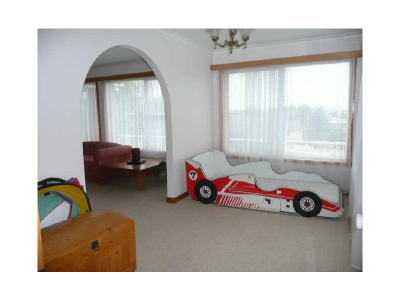 28 Gay Street, Deloraine TAS 7304