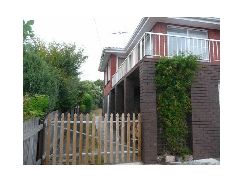 28 Gay Street, Deloraine TAS 7304