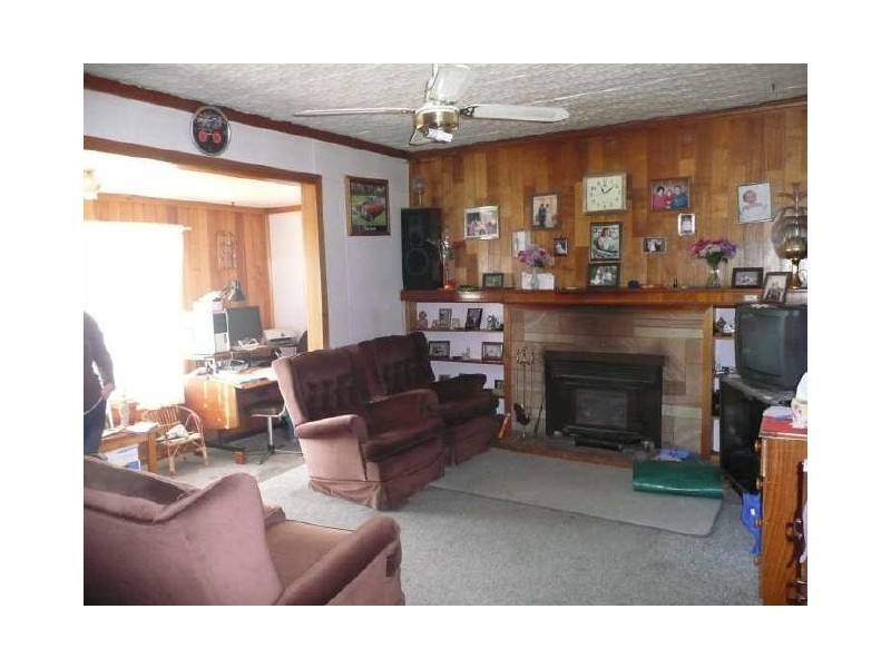 13 West Barrack Street, Deloraine TAS 7304