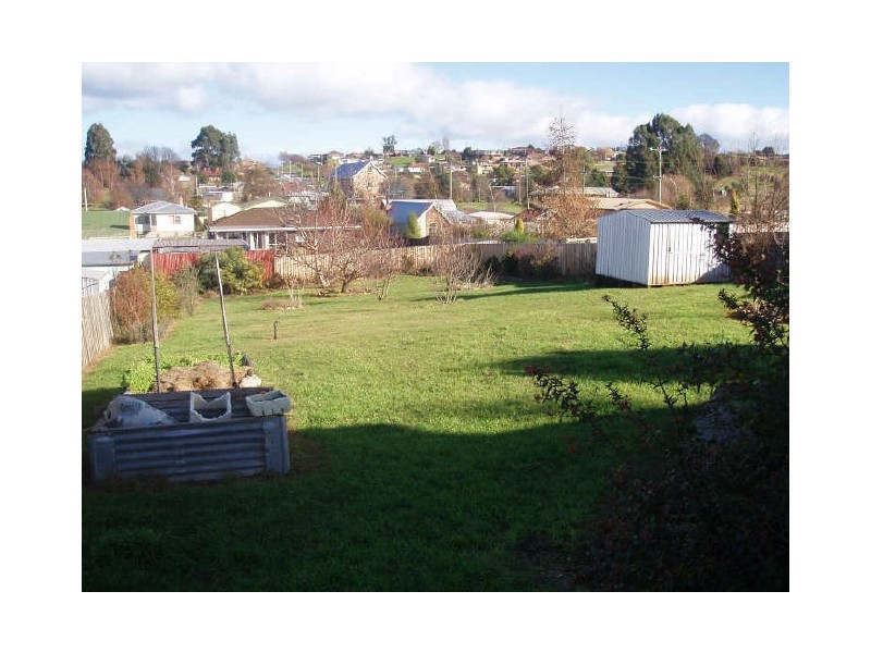 8 Beefeater Street, Deloraine TAS 7304