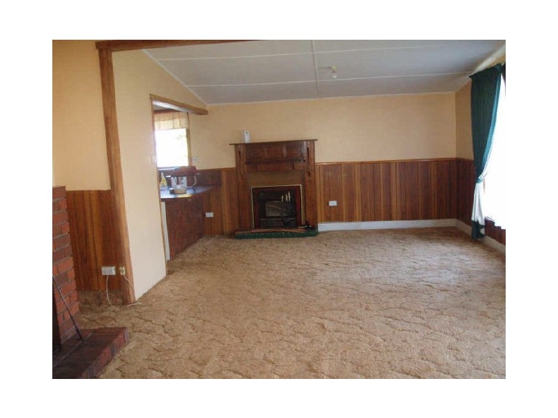 8 Beefeater Street, Deloraine TAS 7304
