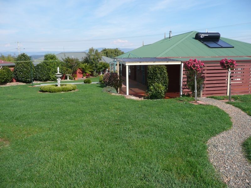 201 Emu Bay Road, Deloraine TAS 7304
