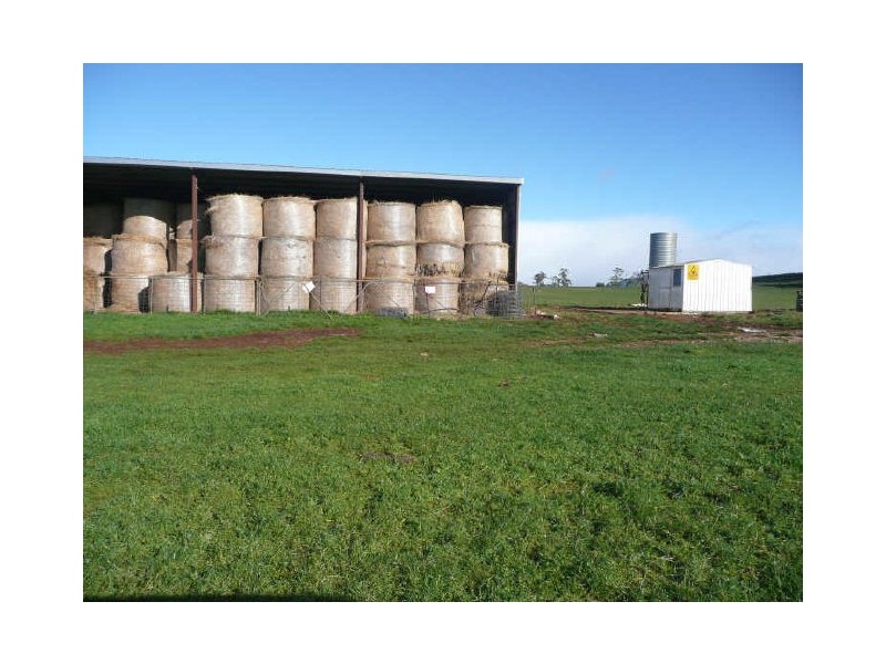 5271 Bass Highway, Deloraine TAS 7304
