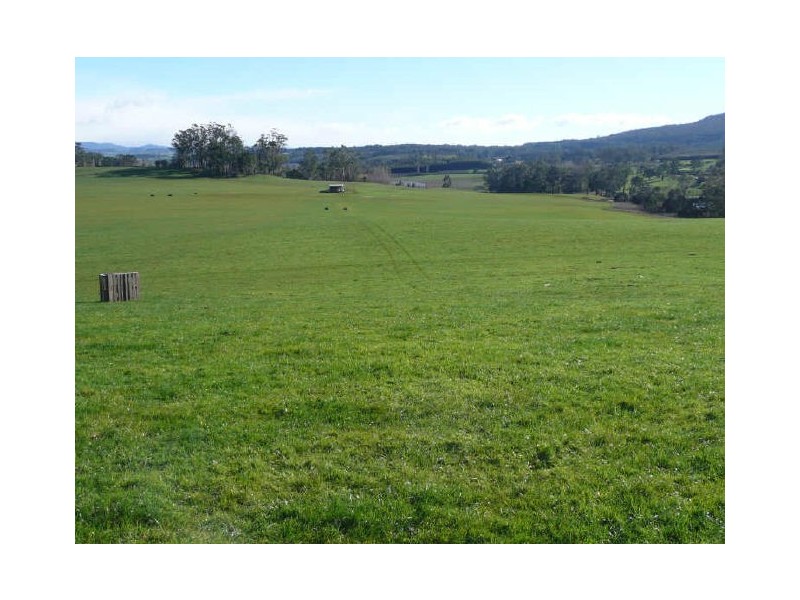 5271 Bass Highway, Deloraine TAS 7304