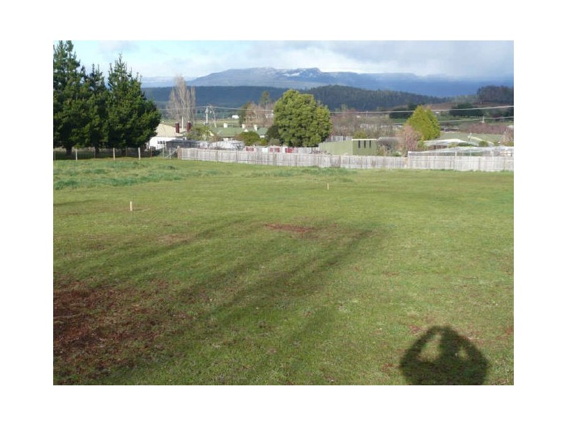 3 Gleadow Street, Deloraine TAS 7304