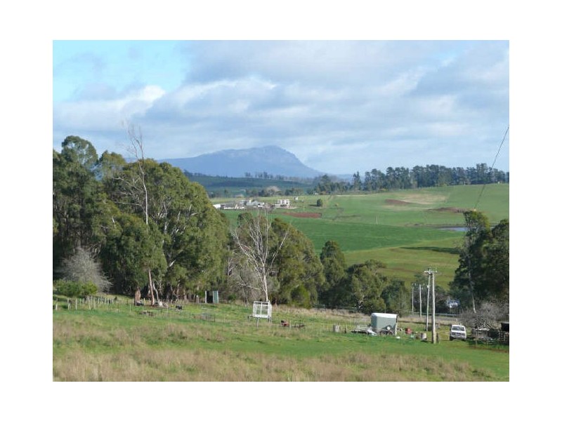 5824 Bass Highway, Elizabeth Town TAS 7304