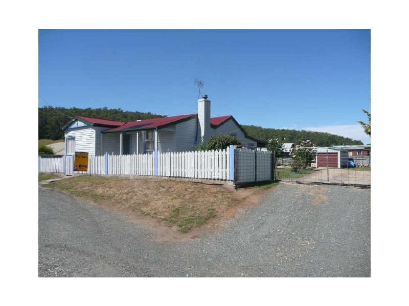 1 Hall Steet, Mole Creek TAS 7304