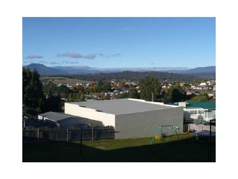 16 Kaye Elizabeth Place, Deloraine TAS 7304