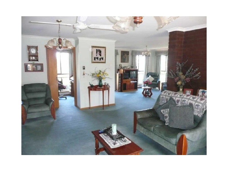 61 Archer Street, Deloraine TAS 7304