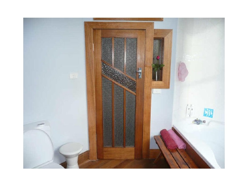 Meander Valley Road, Deloraine TAS 7304