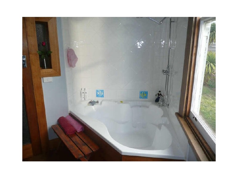 Meander Valley Road, Deloraine TAS 7304