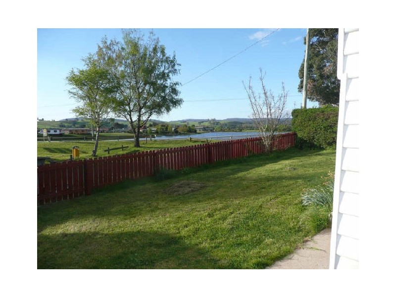 Meander Valley Road, Deloraine TAS 7304
