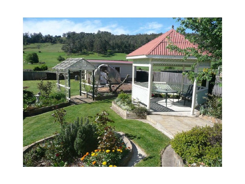 2 Hall Street, Mole Creek TAS 7304