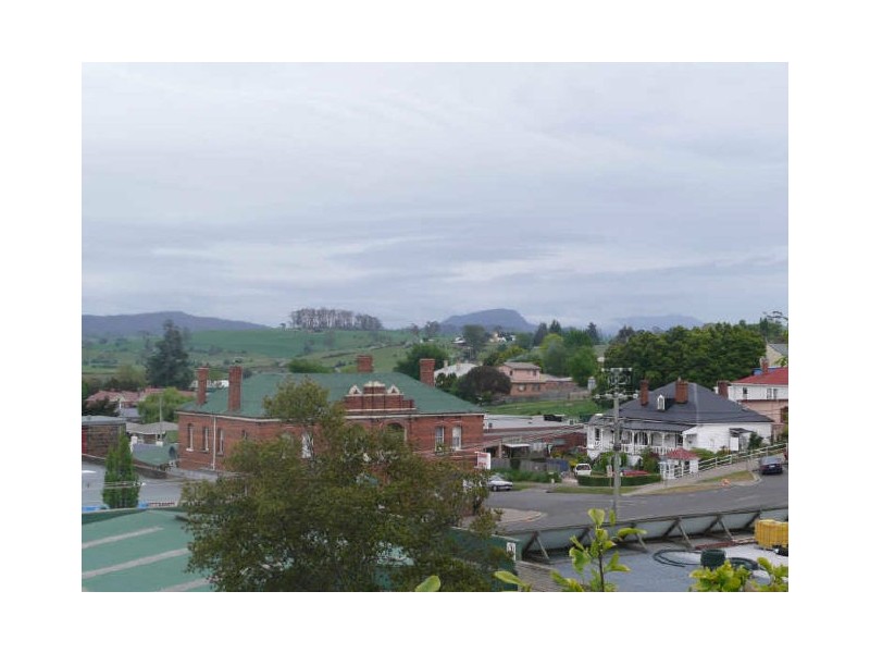 8 Panorama Place, Deloraine TAS 7304