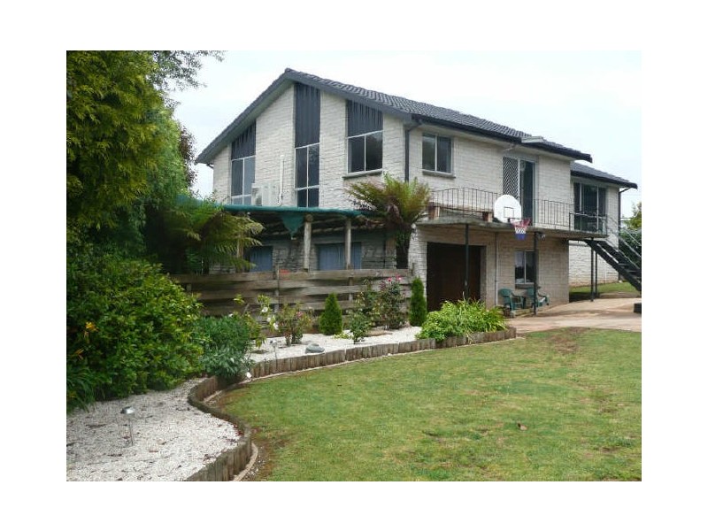 37 Gay Street, Deloraine TAS 7304