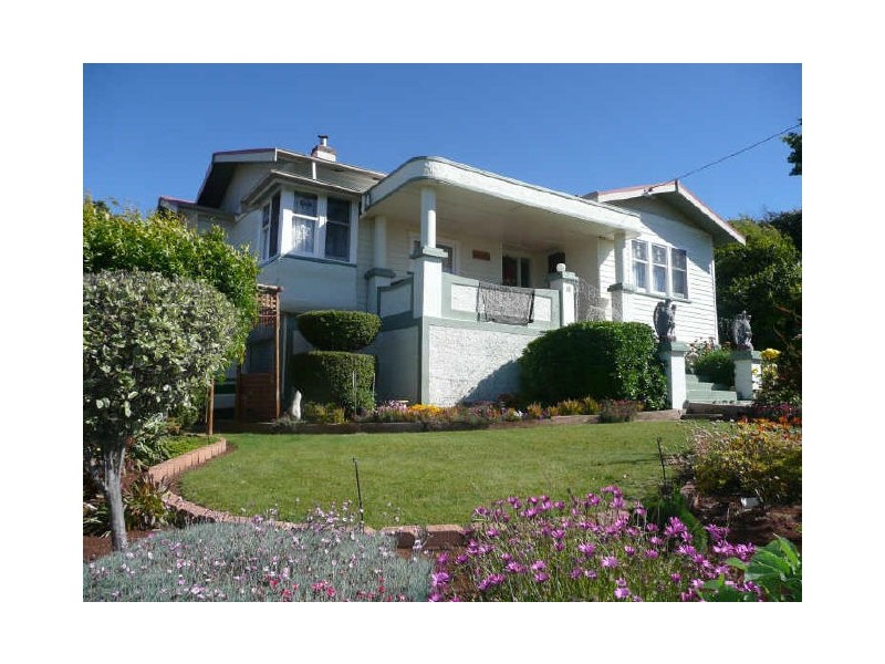 18 Parsonage Street, Deloraine TAS 7304 the real estate agency