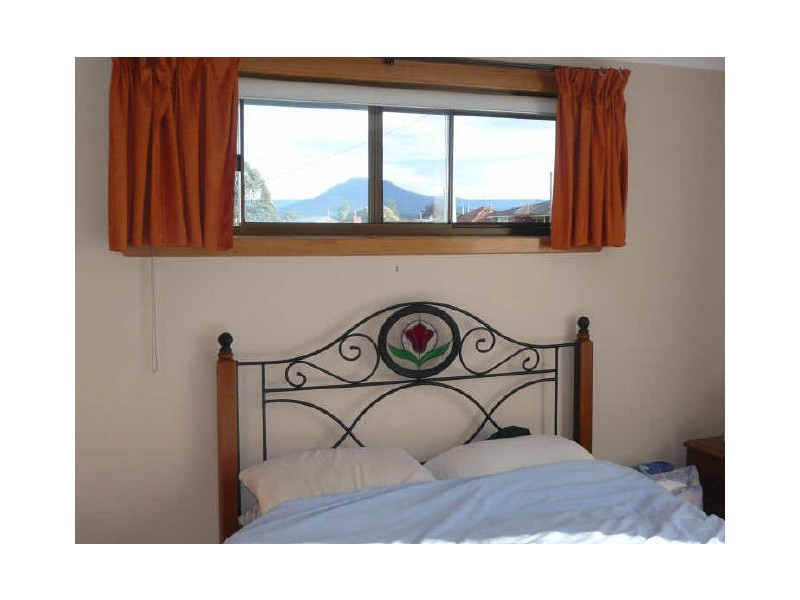 Unit 1 67 West Church Street, Deloraine TAS 7304