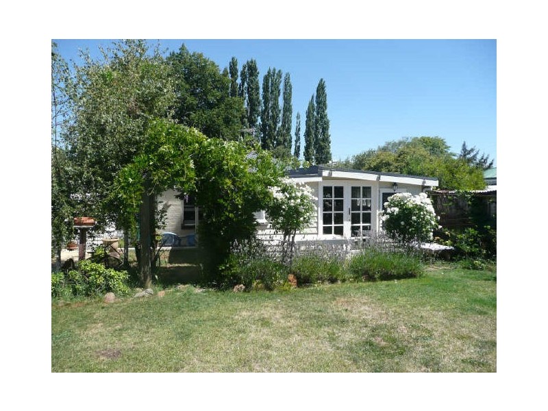 19 Adelaide Street, Westbury TAS 7303