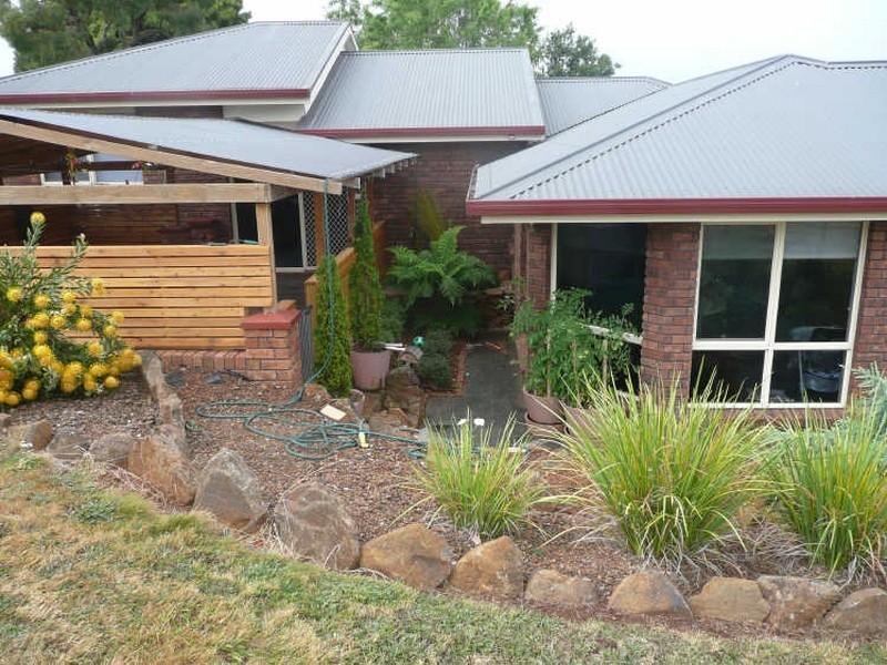 9 Blake Street, Deloraine TAS 7304