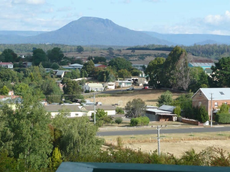 65 West Barrack, Deloraine TAS 7304