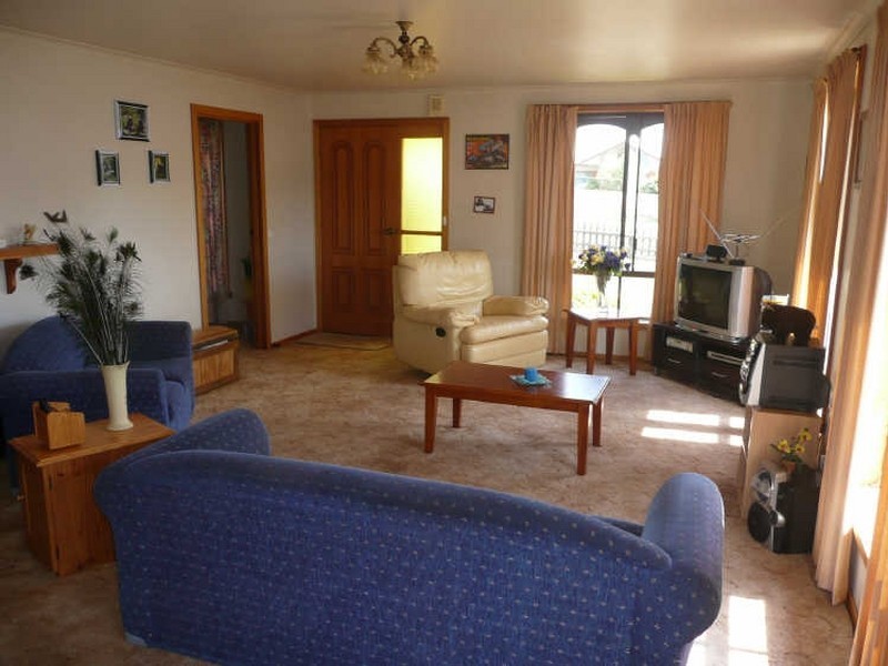 24 East Barrack Street, Deloraine TAS 7304