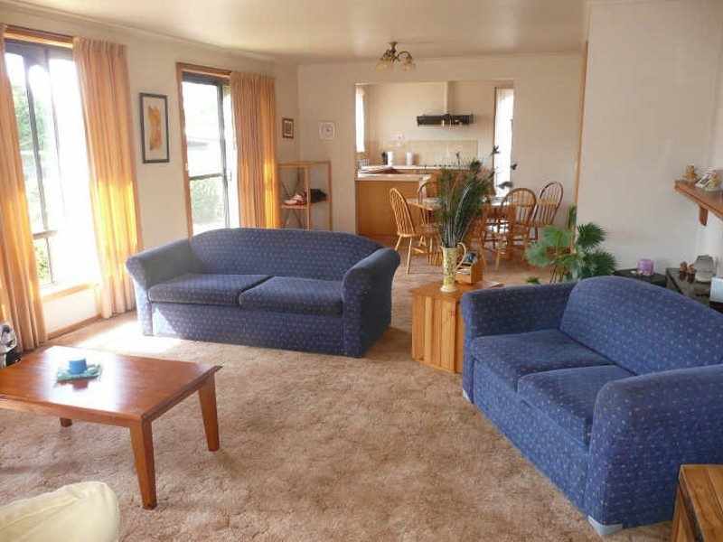 24 East Barrack Street, Deloraine TAS 7304