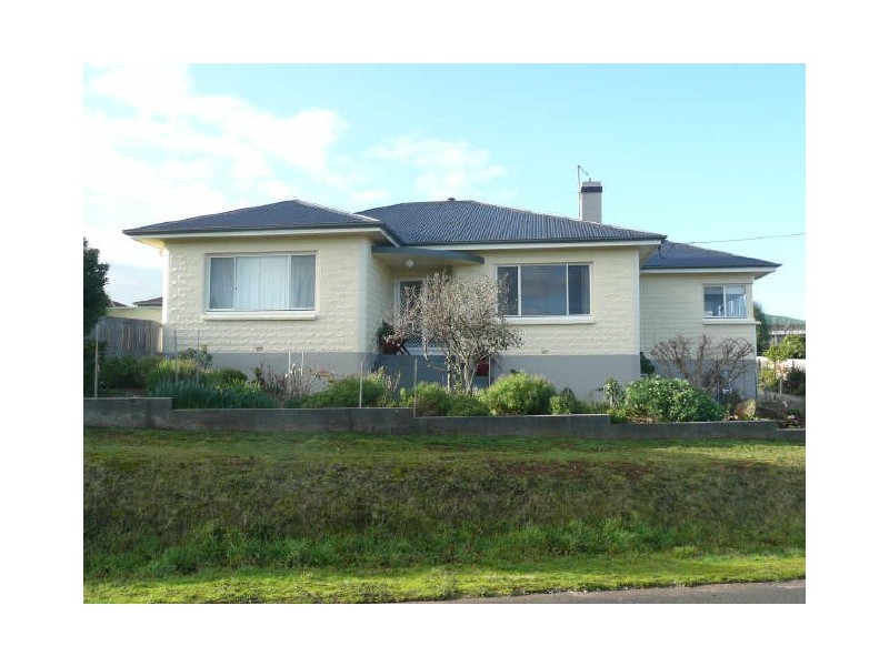 131 Emu Bay Road, Deloraine TAS 7304