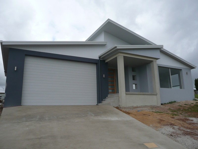 22/ Marlendy Drive, Deloraine TAS 7304