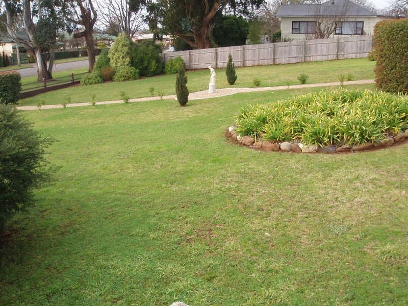 46 West Church Street, Deloraine TAS 7304
