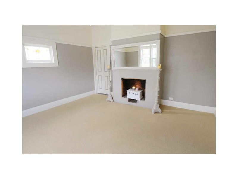 37 West Parade, Deloraine TAS 7304