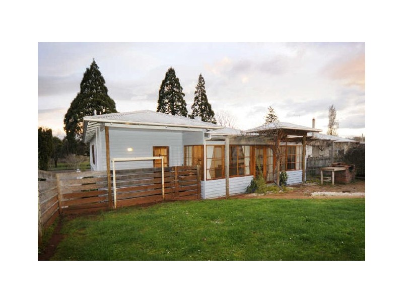 37 West Parade, Deloraine TAS 7304