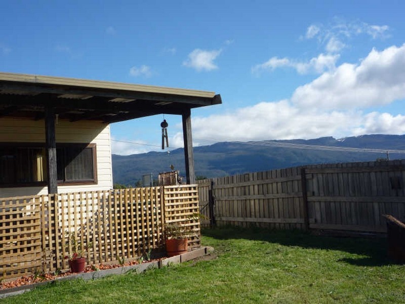 42 Pioneer Drive, Mole Creek TAS 7304
