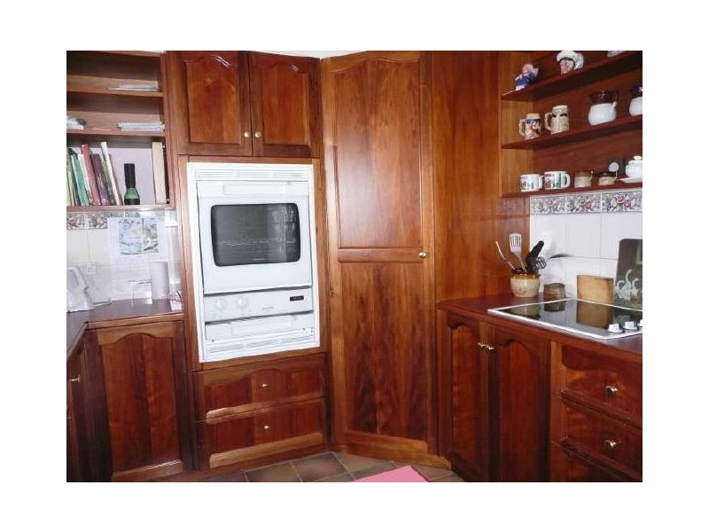 201 Emu Bay Road, Deloraine TAS 7304
