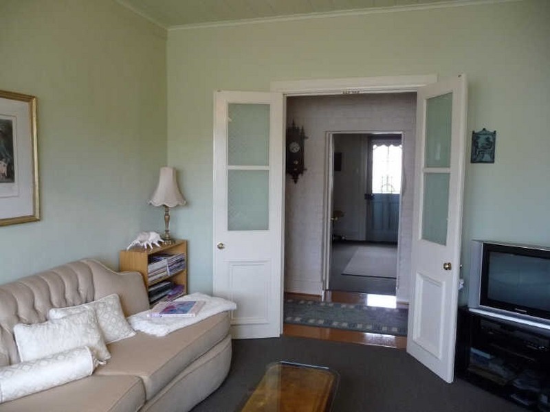 Emu Bay Road, Deloraine TAS 7304