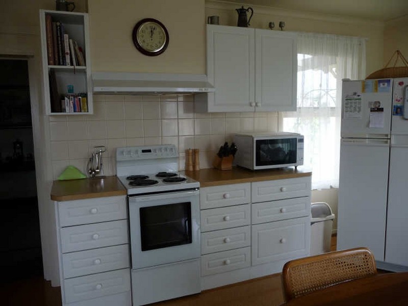 Emu Bay Road, Deloraine TAS 7304