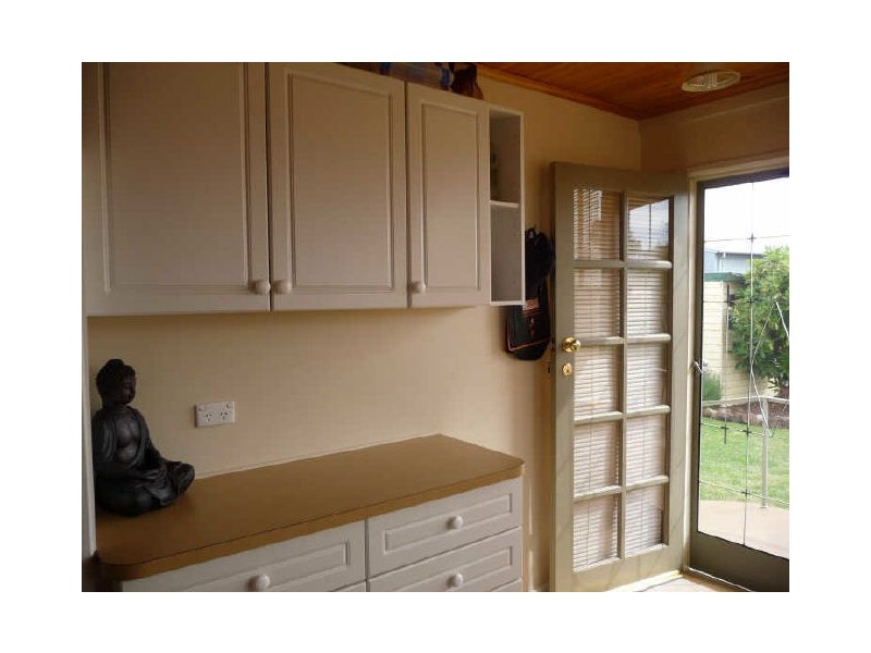 Emu Bay Road, Deloraine TAS 7304